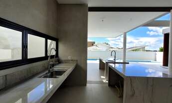 Imagem 6: Excelente Casa em condomínio com 5 amplas suítes 620/500mts construídos