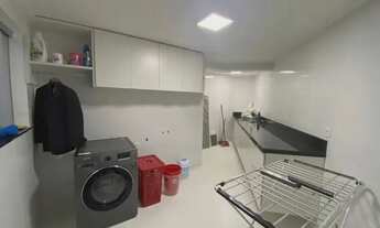 Imagem 4: Casa para venda tem 215 metros quadrados com 4 quartos em Parque Silvino Pereira - Cotia