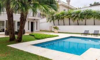 Imagem 6: Maravilhosa casa no Tamboré 3 em Alphaville, para locação inteira mobiliada