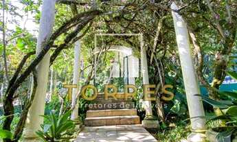 Imagem 4: Casa na Praia da Enseada dentro de condomínio, com ampla área de lazer!