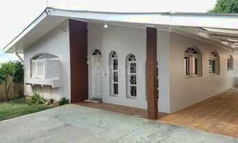 Imagem: Casa de 3 dormitórios no bairro Petrópolis