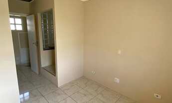 Imagem 4: Casa para venda possui 100 metros quadrados com 3 quartos em Parque Munhoz - Horto do Ype