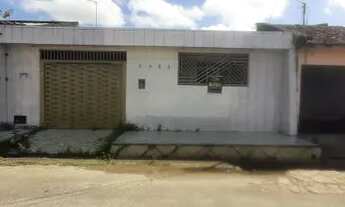 Imagem: Casa documentada com 3/4 sendo suíte conj