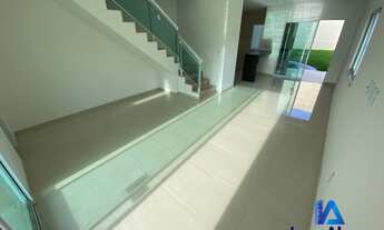 Imagem 6: Duplex de esquina com maravilhoso terreno e localização!