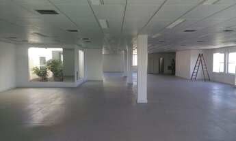 Imagem 3: PRÉDIO INTEIRO PARA LOCAÇÃO - Rua Prefeito Olimpio de Melo - Benfica, Rio de Janeiro - RJ