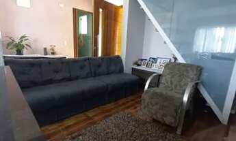 Imagem 4: Imóvel à venda em Carapicuiba, composto por 2 ótimos sobrados, no melhor bairro!