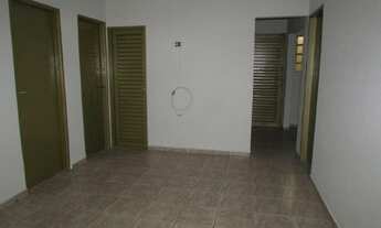 Imagem 3: Casa com 3 quartos - Bairro Vila Redenção em Goiânia