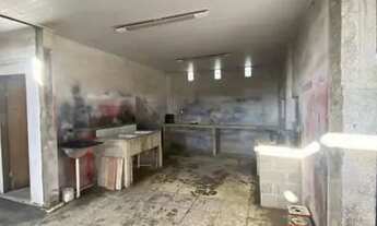 Imagem 2: Vende-se casa com galpão e área externa