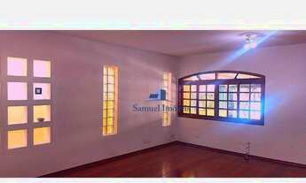 Imagem: Casa com 3 dormitórios à venda, em rua