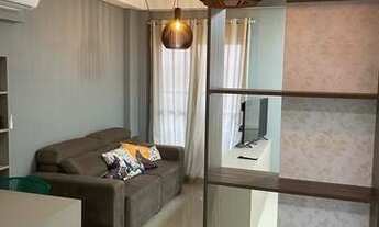 Imagem 4: Loft mobiliado em frente a pista de caminha do Campolim