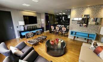 Imagem 2: Apartamento totalmente reformado. Impecável com ar condicionado no imóvel todo. Todo mobil