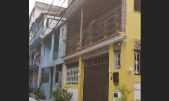 Imagem 2: Casa triplex com 3 quartos na Curicica com piscina e churrasqueira com 140 m2