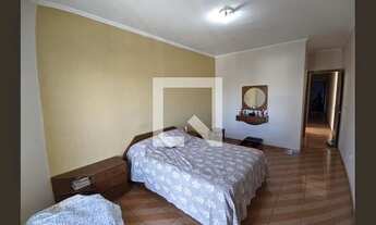 Imagem 7: Casa para Aluguel - Jardim Maristelan, 4 Quartos, 220 m2