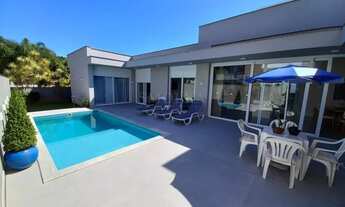 Imagem: Casa térrea a venda na praia de Jurerê