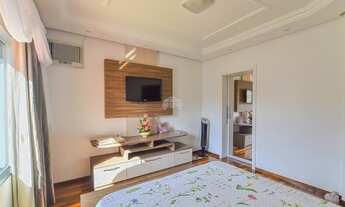 Imagem 5: Sobrado para venda tem 280 metros quadrados com 3 quartos em Pinheirinho - Curitiba - PR