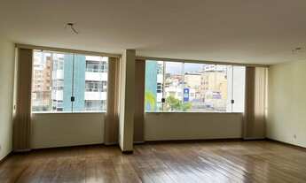 Imagem 2: Amplo Apartamento com 220 M² Centro - Juiz de Fora - MG