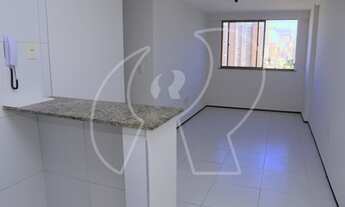 Imagem 3: Excelente localização, com 03 quartos (Sendo 01 suíte,02 com armários), sala, wc social, c