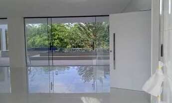 Imagem 4: Casa de condomínio Marina Rio Belo sobrado para venda tem 1070 metros quadrados com 7 quar