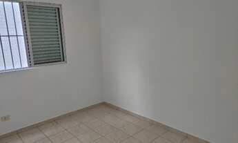 Imagem 5: JD Casqueiro) 02 Quartos,01 Banheiro, 01 Vgas Garagem