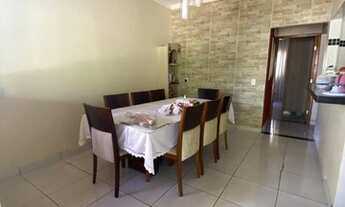 Imagem 2: Casa com 3Q no setor - Parque Flamboyant ,próximo a campos da PUC