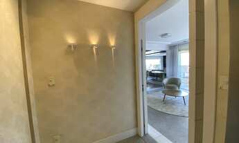 Imagem 2: Apartamento para venda tem 390 metros quadrados com 4 quartos em Embaré - Santos