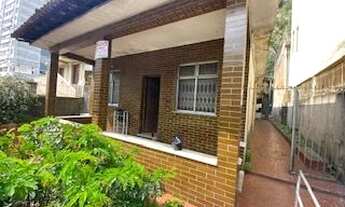 Imagem: Casa com 4 quartoss à venda por R$ 330.000