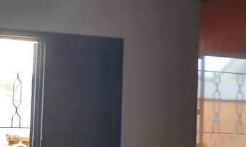 Imagem 2: Vendo uma casa na Rua Brilhante, próximo do centro