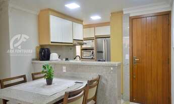 Imagem 2: Barbada na quadra do mar em Balneário Camboriú com 2 quartos mobiliado