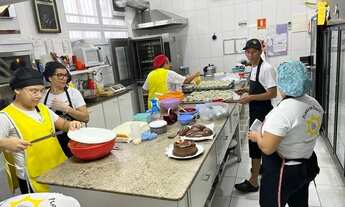 Imagem 3: DOCERIA NO LITORAL SP MOVIMENTO 500 MIL. SÓ VAREJO.ACEITO IMÓVEL