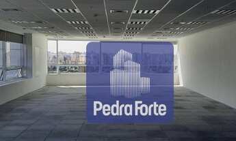 Imagem 2: Conjunto comercial com 257 m² e 8 vagas de garagem