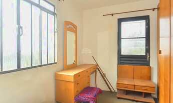 Imagem 3: Apolar imóveis vende excelente Sobrado com barracão nos fundos no Sitio Cercado