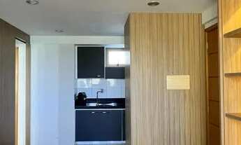 Imagem 3: Apartamento no Cristallo reformado e mobiliado- 2/4 sendo 1 suíte em Ponta Negra