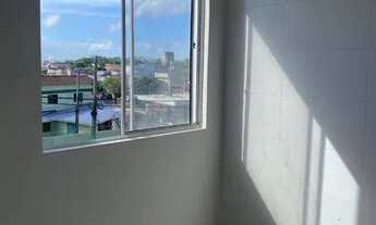 Imagem 2: Ideal samambaia no 4 andar escada peço caução todo no porcelanato