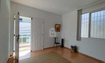 Imagem 4: Livia Machado Imóveis aluga casa duplex maravilhosa com 05 quartos na Mata da Praia