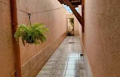 Imagem 6: Casa para venda possui 80 metros quadrados com 2 quartos em São Pedro - Londrina - Paraná