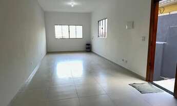 Imagem 5: Sobrado à venda novo, recém construído contendo 03 dormitórios sendo uma suíte, sala ampla