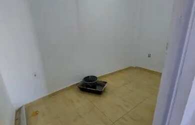 Imagem 3: Alugo Mega Kitnet há 650 metros da praia de Copacabana/ Comunidade Tabajaras