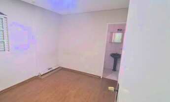 Imagem 5: Casa Comercial, 3 Quartos, Suíte, Cozinha com Armários