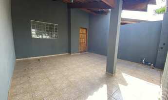 Imagem: ALUGO - Casa Geminada com 3 Quartos - Chamonix