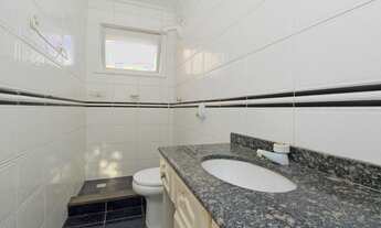 Imagem 6: Casa para venda com 480 metros quadrados com 5 quartos em São João - Porto Alegre - RS