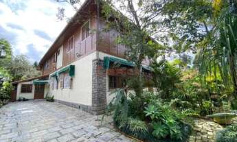 Imagem 4: Casa independente com 5 quartos sendo 1 suíte master no Alto