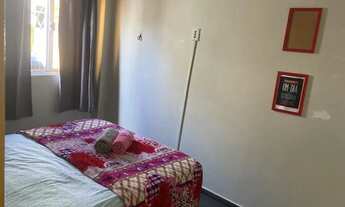 Imagem 6: Quarto individual em apartamento mobiliado