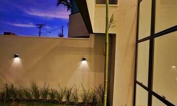 Imagem 5: Casa para venda possui 176 metros quadrados com 3 quartos em Residencial Humaitá - Goiânia