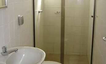 Imagem 6: Sacada. Piso madeira. 2 dorm com 1 suíte. Bairro Bacacheri