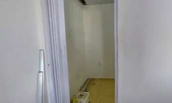 Imagem 2: Alugo Mega Kitnet há 650 metros da praia de Copacabana/ Comunidade Tabajaras