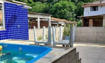 Imagem: Casa triplex com 3 quartos na Curicica com