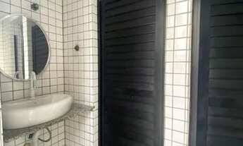 Imagem 6: Apartamento para venda possui 35 metros quadrados com 1 quarto nascente piscina sauna chur