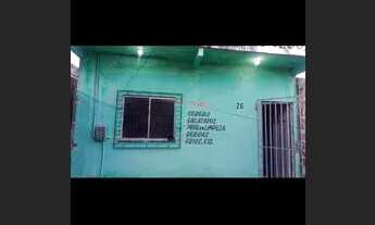 Imagem 2: 2 casas Casa com 2 dormitórios