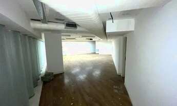 Imagem 6: Excelente Loja Frente de Rua com 18 metros de fachada