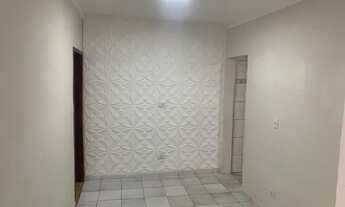 Imagem 3: Casa para aluguel possui 160 metros quadrados com 2 quartos e uma edícula no fundo com ban